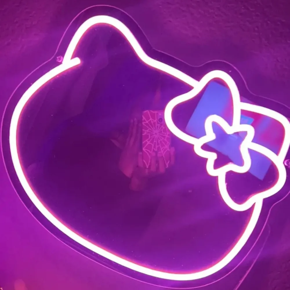 Hello Kitty Led lighted mirror 15